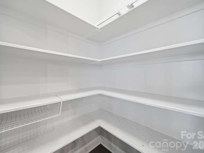 10112 Claire Vista Drive, Charlotte, NC 28277.  MLS# CAR4416513, YatesRealty ID 50215. 