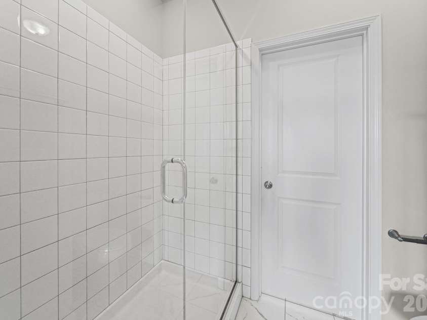 10112 Claire Vista Drive, Charlotte, NC 28277.  MLS# CAR4416513, YatesRealty ID 50215. 