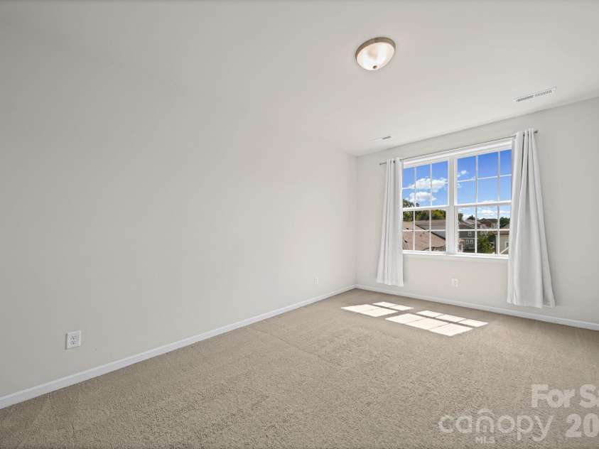 10112 Claire Vista Drive, Charlotte, NC 28277.  MLS# CAR4416513, YatesRealty ID 50215. 