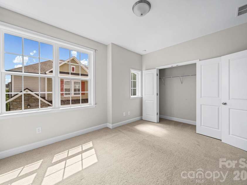 10112 Claire Vista Drive, Charlotte, NC 28277.  MLS# CAR4416513, YatesRealty ID 50215. 
