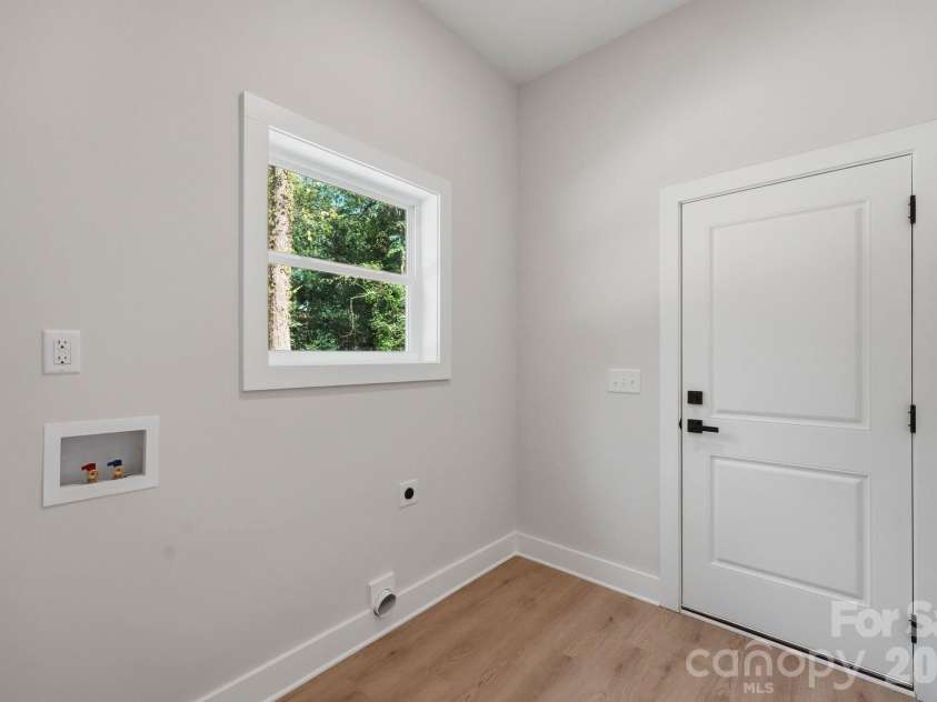 111 General AS Johnston Street, Stanley, NC 28164.  MLS# CAR4413551, YatesRealty ID 50216. Laundry Room