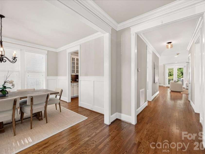 2133 Chatham Avenue, Charlotte, NC 28205.  MLS# CAR4420718, YatesRealty ID 50221. 
