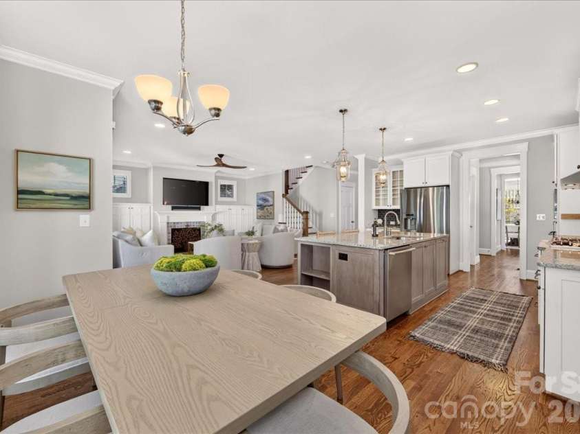 2133 Chatham Avenue, Charlotte, NC 28205.  MLS# CAR4420718, YatesRealty ID 50221. 