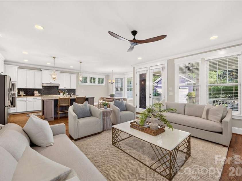 2133 Chatham Avenue, Charlotte, NC 28205.  MLS# CAR4420718, YatesRealty ID 50221. 