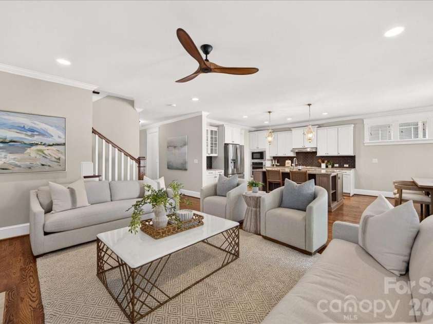 2133 Chatham Avenue, Charlotte, NC 28205.  MLS# CAR4420718, YatesRealty ID 50221. 