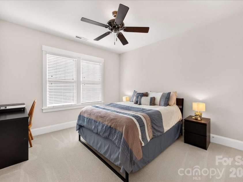 2133 Chatham Avenue, Charlotte, NC 28205.  MLS# CAR4420718, YatesRealty ID 50221. 