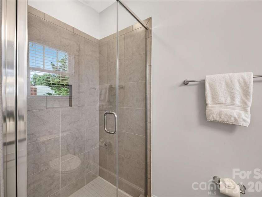2133 Chatham Avenue, Charlotte, NC 28205.  MLS# CAR4420718, YatesRealty ID 50221. 
