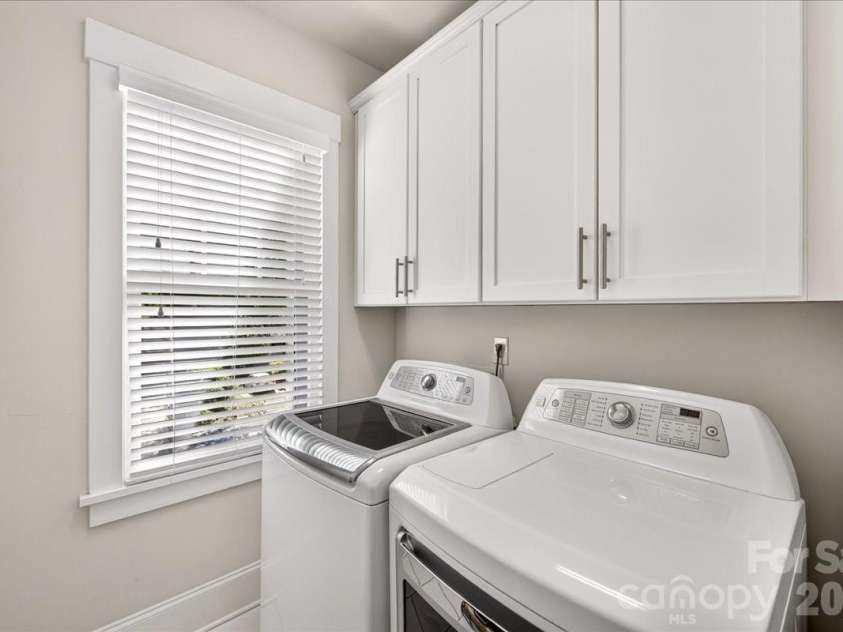 2133 Chatham Avenue, Charlotte, NC 28205.  MLS# CAR4420718, YatesRealty ID 50221. 