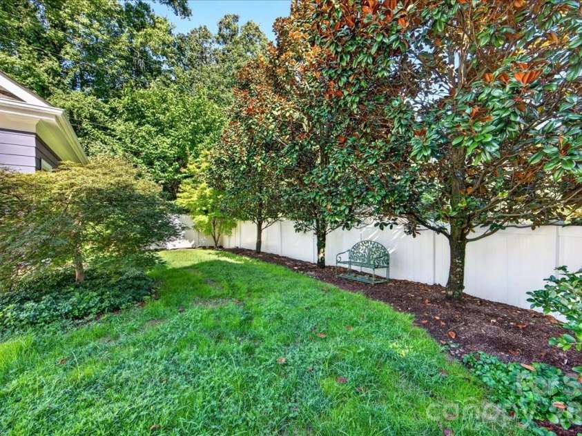 2133 Chatham Avenue, Charlotte, NC 28205.  MLS# CAR4420718, YatesRealty ID 50221. 