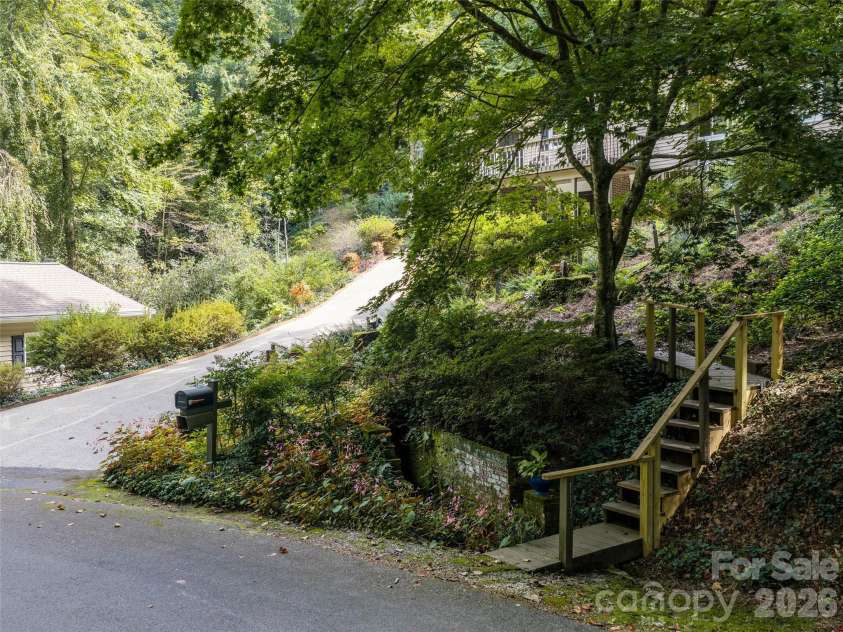 113 Riverside Estate Road, Brevard, NC 28712.  MLS# CAR4420795, YatesRealty ID 50222. 