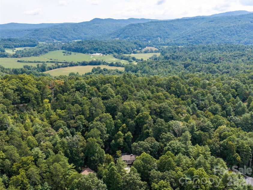 113 Riverside Estate Road, Brevard, NC 28712.  MLS# CAR4420795, YatesRealty ID 50222. 