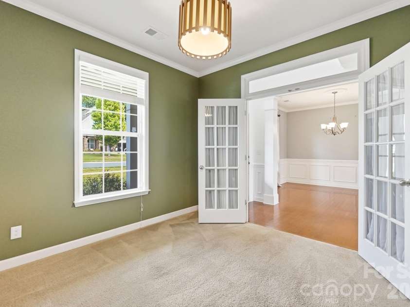 5080 Gladiola Way, Tega Cay, SC 29708.  MLS# CAR4422660, YatesRealty ID 50223. 
