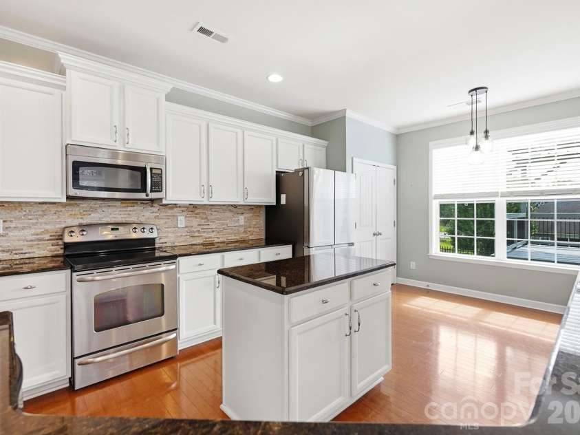 5080 Gladiola Way, Tega Cay, SC 29708.  MLS# CAR4422660, YatesRealty ID 50223. 