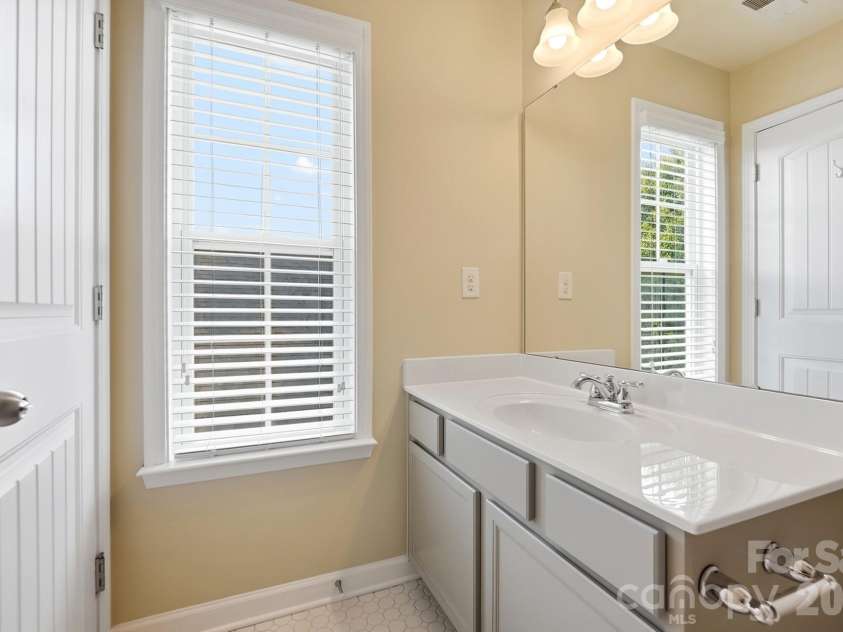 5080 Gladiola Way, Tega Cay, SC 29708.  MLS# CAR4422660, YatesRealty ID 50223. 
