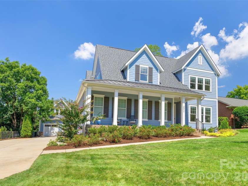 2511 Tower Court, Charlotte, NC 28209.  MLS# CAR4415814, YatesRealty ID 50224. 