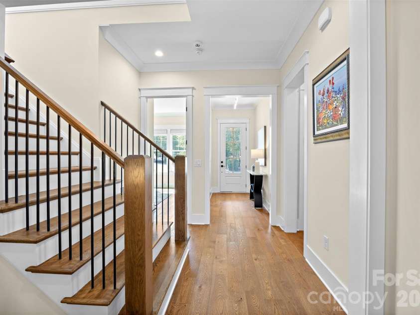 2511 Tower Court, Charlotte, NC 28209.  MLS# CAR4415814, YatesRealty ID 50224. 
