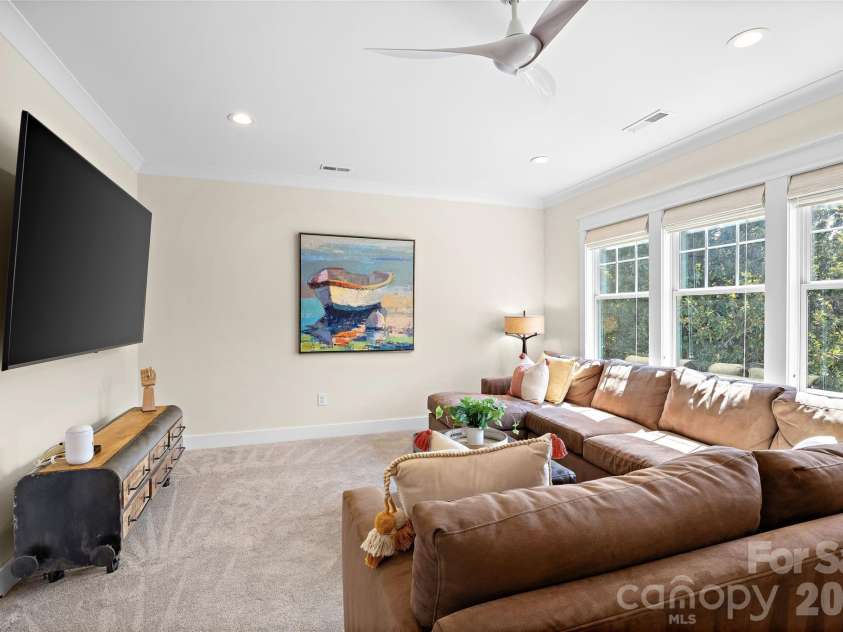 2511 Tower Court, Charlotte, NC 28209.  MLS# CAR4415814, YatesRealty ID 50224. 