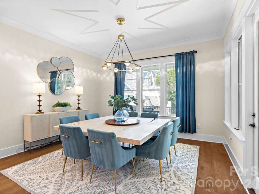 2511 Tower Court, Charlotte, NC 28209.  MLS# CAR4415814, YatesRealty ID 50224. Dining area