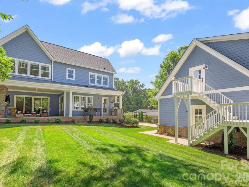 2511 Tower Court, Charlotte, NC 28209.  MLS# CAR4415814, YatesRealty ID 50224. Private backyard