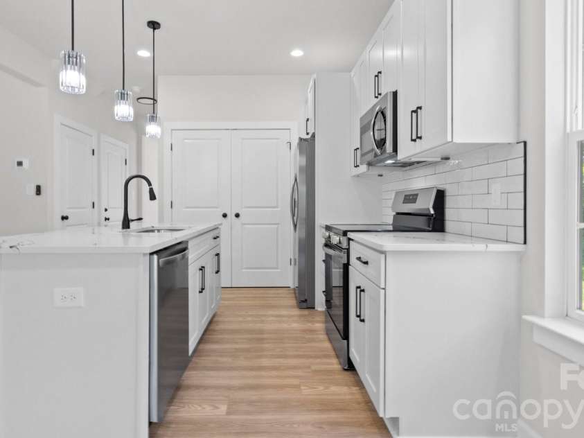2519 Boulder Lane, Charlotte, NC 28269.  MLS# CAR4422720, YatesRealty ID 50225. 
