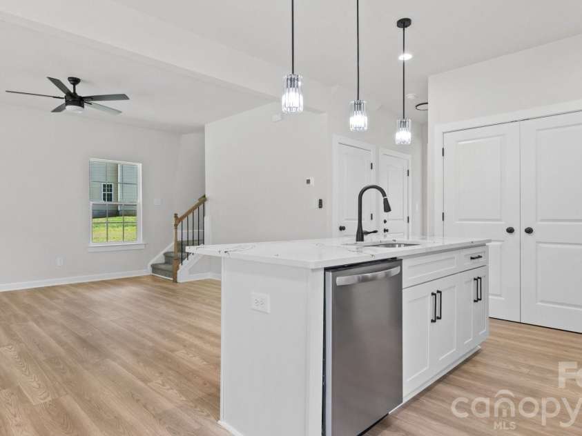 2519 Boulder Lane, Charlotte, NC 28269.  MLS# CAR4422720, YatesRealty ID 50225. 