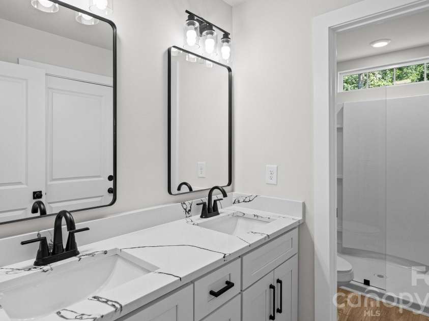 2519 Boulder Lane, Charlotte, NC 28269.  MLS# CAR4422720, YatesRealty ID 50225. 