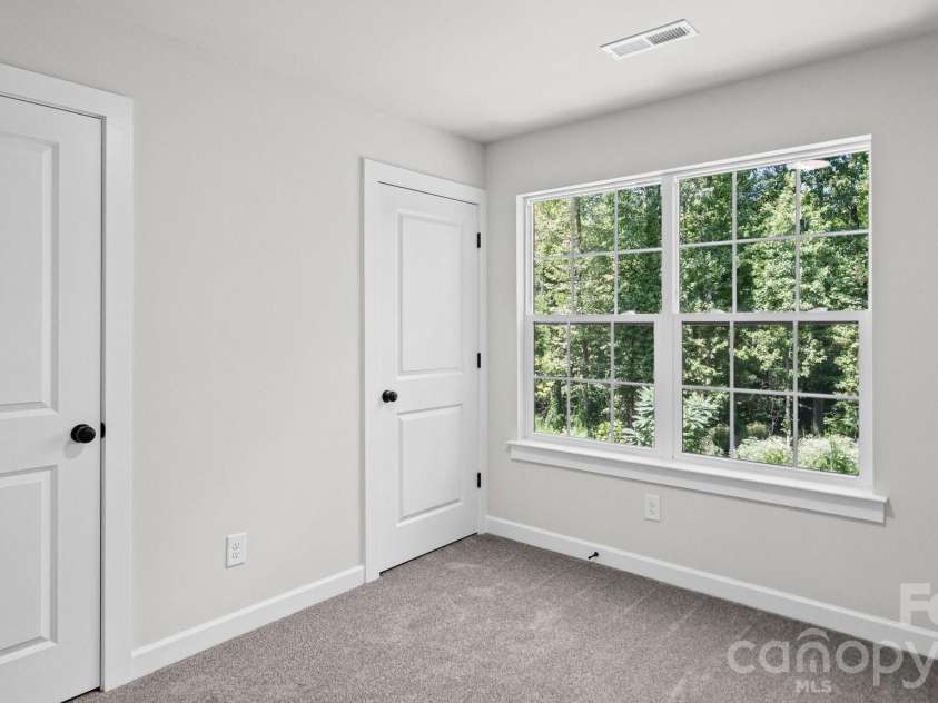 2519 Boulder Lane, Charlotte, NC 28269.  MLS# CAR4422720, YatesRealty ID 50225. 