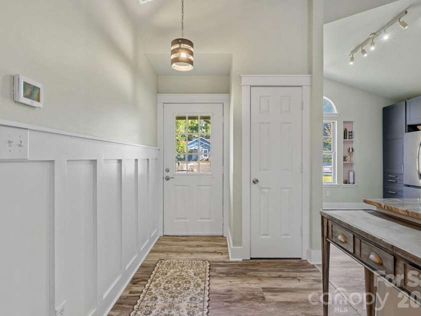 7120 Chattanooga Lane, Mint Hill, NC 28227.  MLS# CAR4422674, YatesRealty ID 50226. 