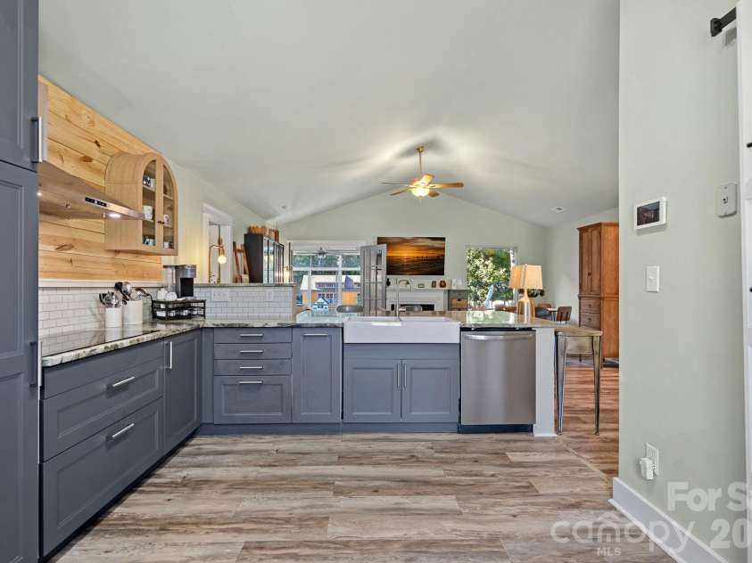 7120 Chattanooga Lane, Mint Hill, NC 28227.  MLS# CAR4422674, YatesRealty ID 50226. 