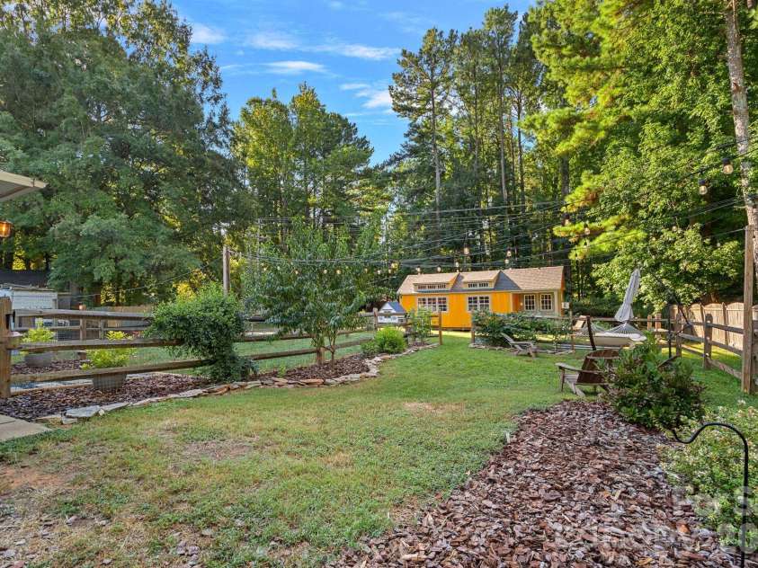 7120 Chattanooga Lane, Mint Hill, NC 28227.  MLS# CAR4422674, YatesRealty ID 50226. 