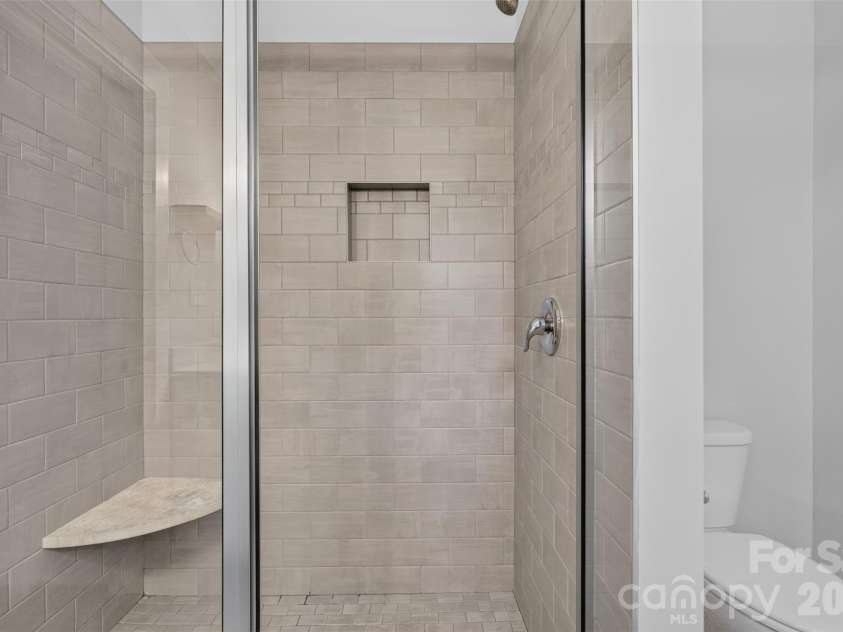 134 Shelburne Road, Asheville, NC 28806.  MLS# CAR4421009, YatesRealty ID 50227. 