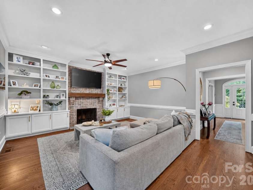 6709 Alexandria Lane, Charlotte, NC 28270.  MLS# CAR4422480, YatesRealty ID 50228. 