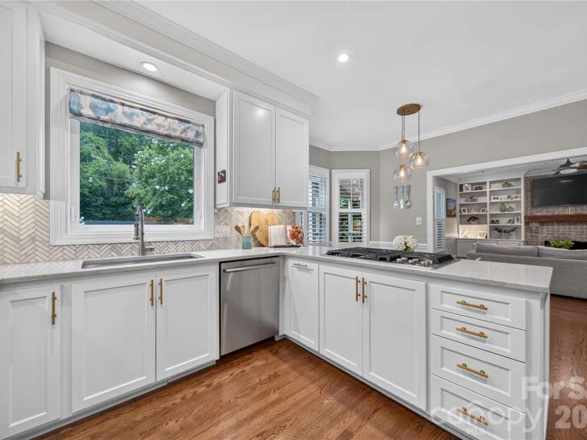 6709 Alexandria Lane, Charlotte, NC 28270.  MLS# CAR4422480, YatesRealty ID 50228. 