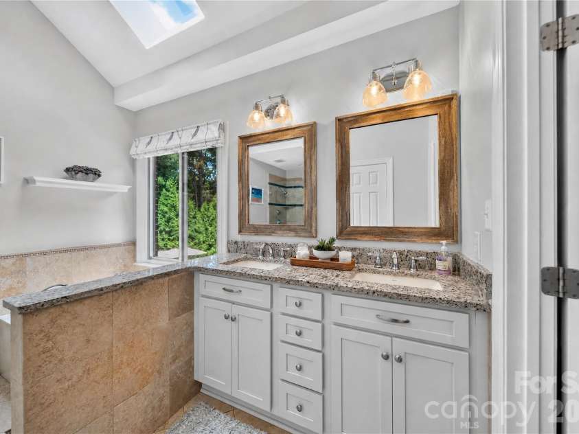 6709 Alexandria Lane, Charlotte, NC 28270.  MLS# CAR4422480, YatesRealty ID 50228. 
