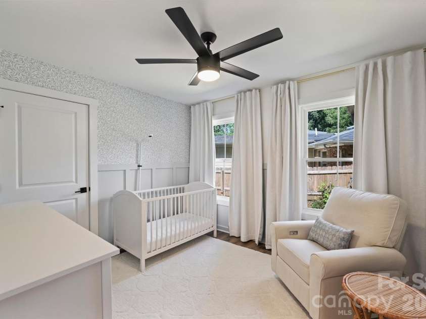614 Cooper Drive, Charlotte, NC 28210.  MLS# CAR4421270, YatesRealty ID 50229. 
