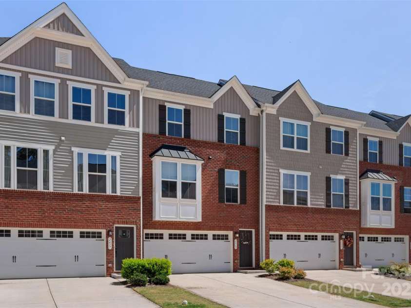 2619 Grantham Place Drive, Fort Mill, SC 29715.  MLS# CAR4241716, YatesRealty ID 5023. 