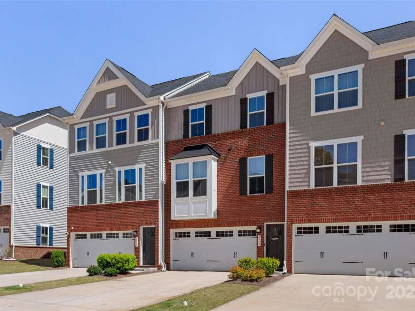2619 Grantham Place Drive, Fort Mill, SC 29715.  MLS# CAR4241716, YatesRealty ID 5023. 