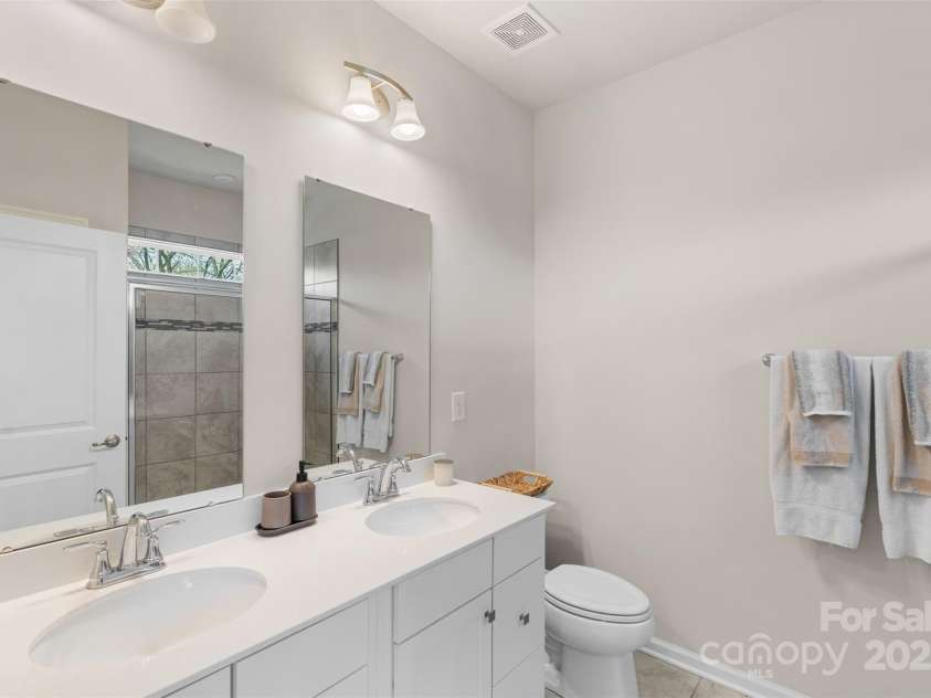 2619 Grantham Place Drive, Fort Mill, SC 29715.  MLS# CAR4241716, YatesRealty ID 5023. 