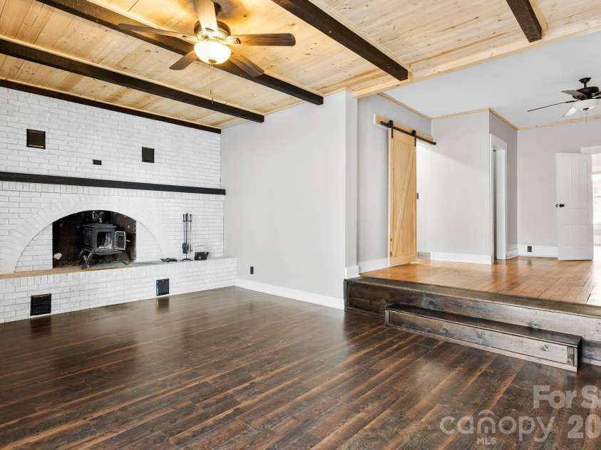 42 Old Patton Hill Road, Swannanoa, NC 28778.  MLS# CAR4347071, YatesRealty ID 5023. 