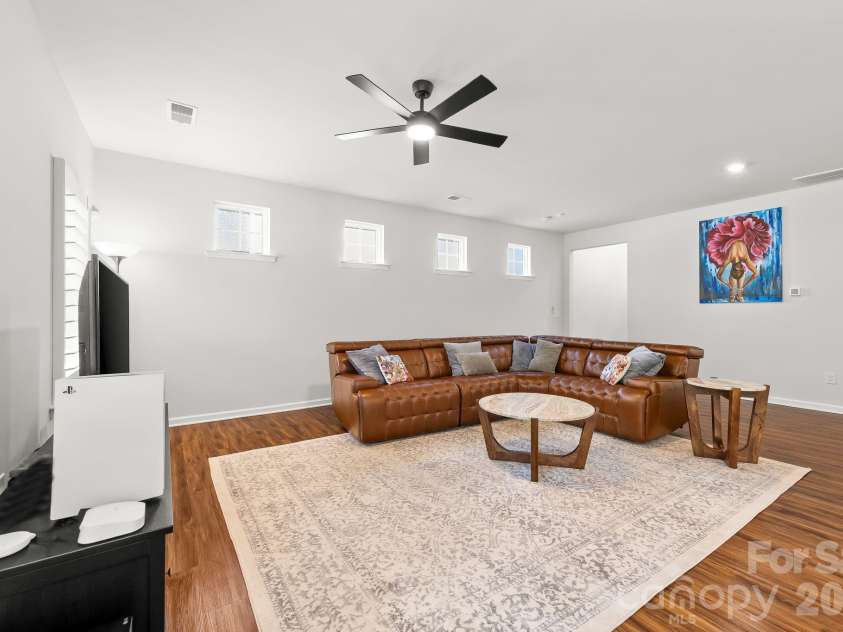 12866 Canterbury Castle Drive, Charlotte, NC 28273.  MLS# CAR4422409, YatesRealty ID 50230. 