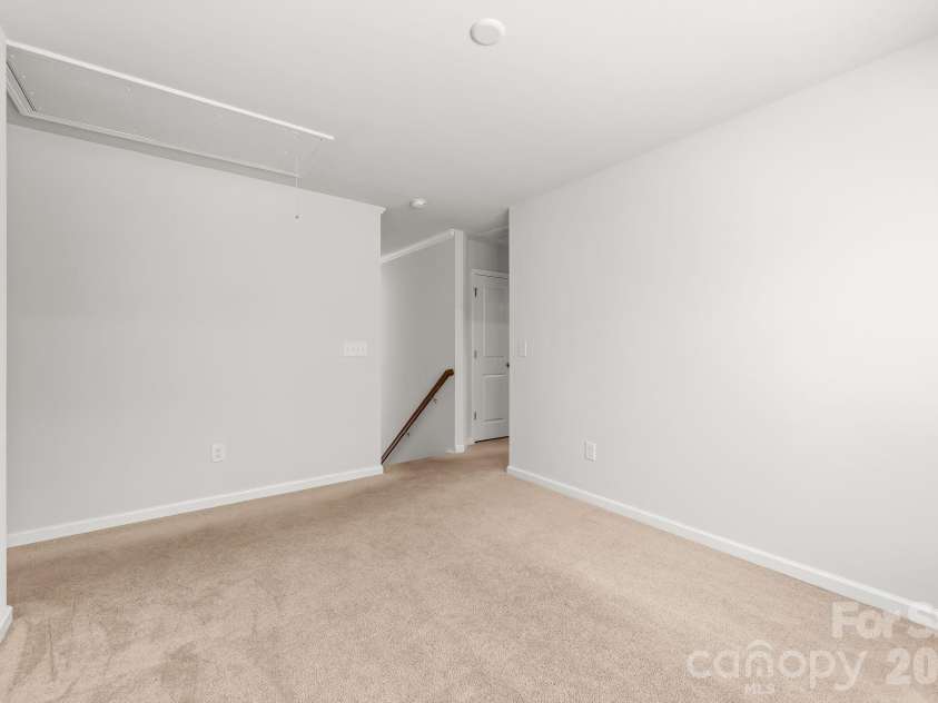 12866 Canterbury Castle Drive, Charlotte, NC 28273.  MLS# CAR4422409, YatesRealty ID 50230. 