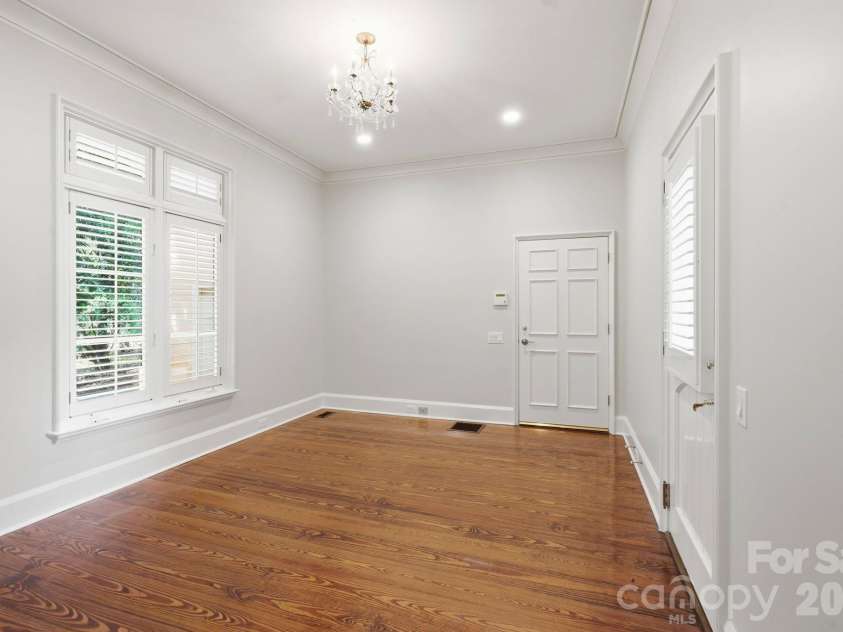 4935 Piper Glen Drive, Charlotte, NC 28277.  MLS# CAR4417879, YatesRealty ID 50231. Secondary Bathroom