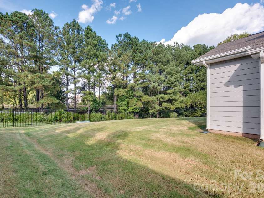 2108 Sabra Street, Gastonia, NC 28054.  MLS# CAR4422842, YatesRealty ID 50232. 