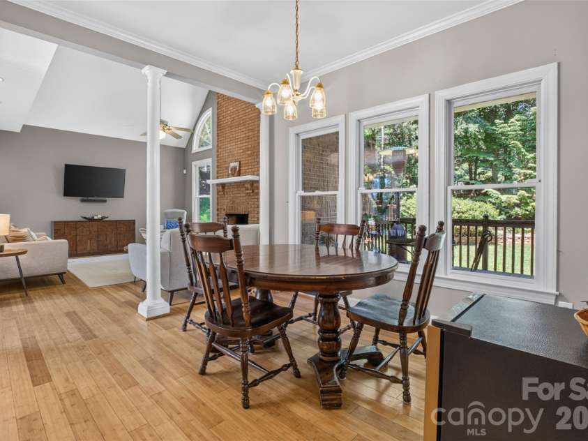 2000 Shadwell Court, Gastonia, NC 28056.  MLS# CAR4422800, YatesRealty ID 50234. Breakfast/Dining Area