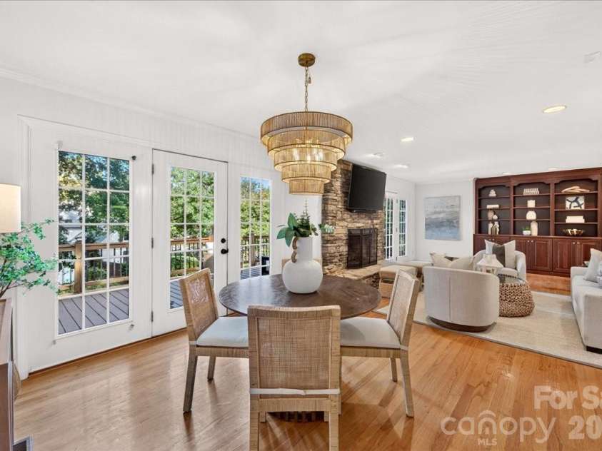 5400 Mcalpine Farm Road, Charlotte, NC 28226.  MLS# CAR4422846, YatesRealty ID 50235. 