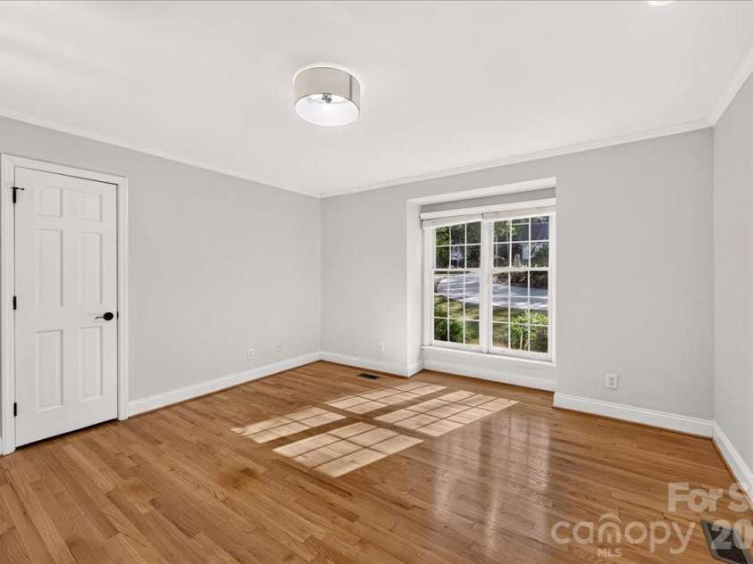 5400 Mcalpine Farm Road, Charlotte, NC 28226.  MLS# CAR4422846, YatesRealty ID 50235. 