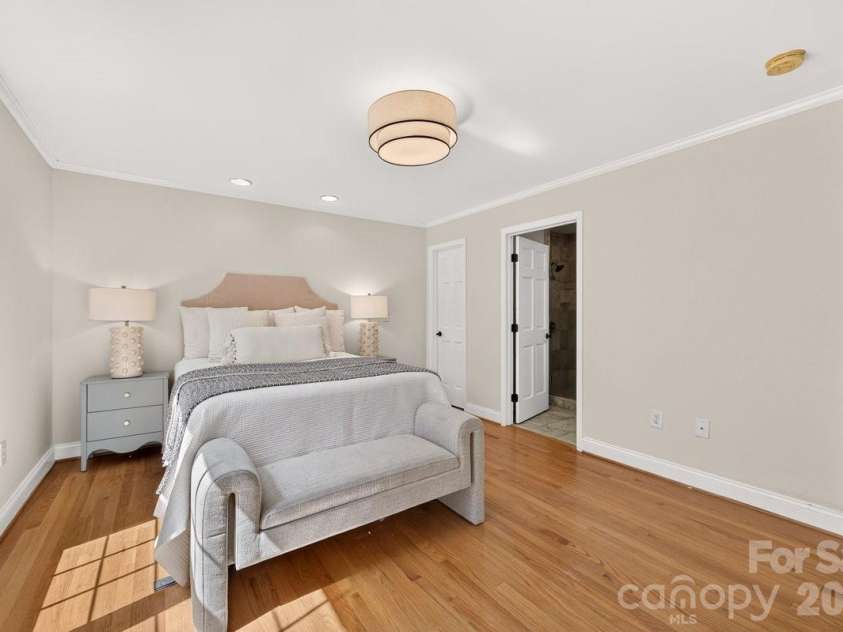 5400 Mcalpine Farm Road, Charlotte, NC 28226.  MLS# CAR4422846, YatesRealty ID 50235. 