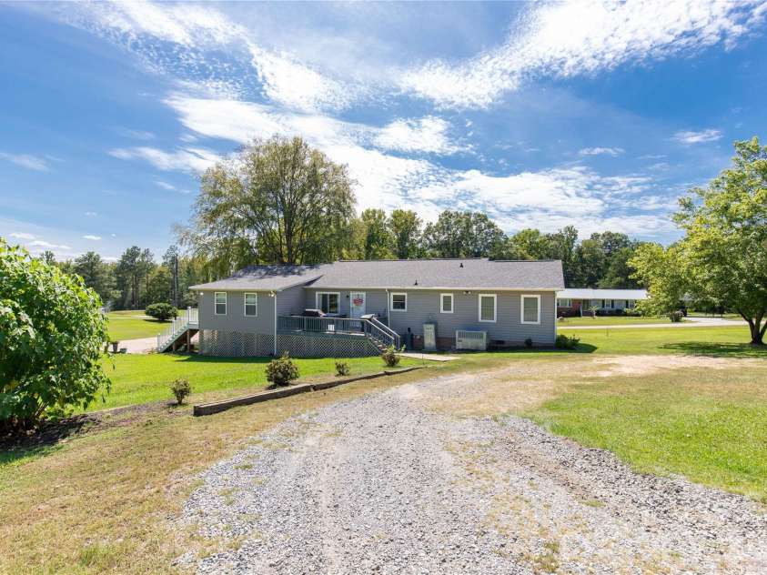 1009 Hollow Road, Chester, SC 29706.  MLS# CAR4422913, YatesRealty ID 50236. 