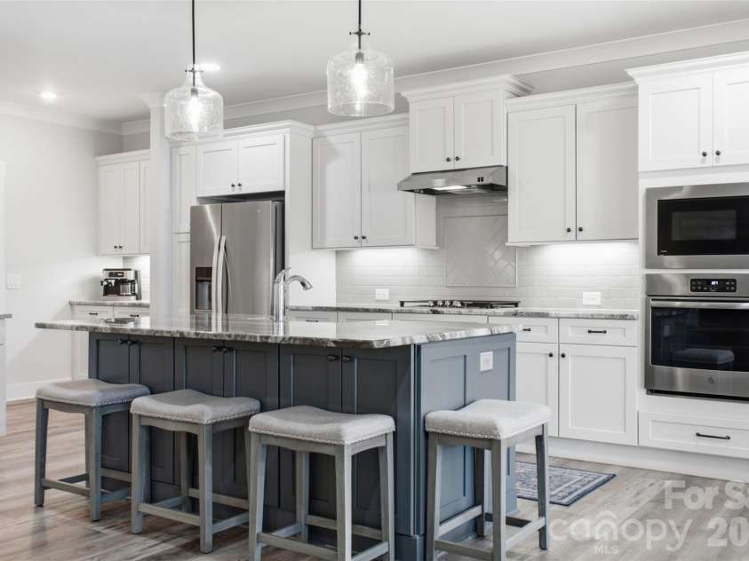 1525 Cranwell Drive, Mt Ulla, NC 28125.  MLS# CAR4422848, YatesRealty ID 50237. Kitchen