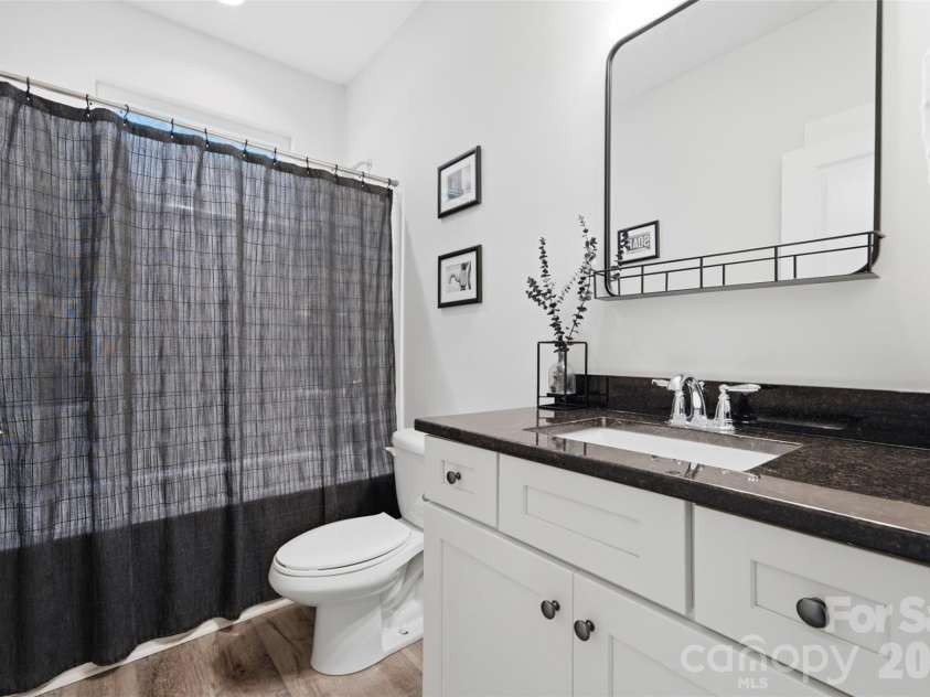 1525 Cranwell Drive, Mt Ulla, NC 28125.  MLS# CAR4422848, YatesRealty ID 50237. Second Main Level Full Bathroom